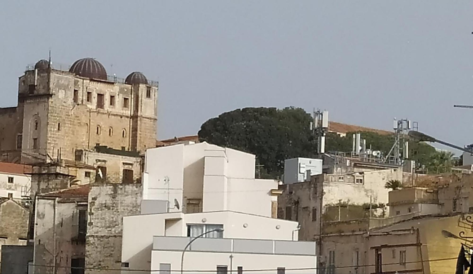 Star Apartment At The Cathedral Palermo Bagian luar foto